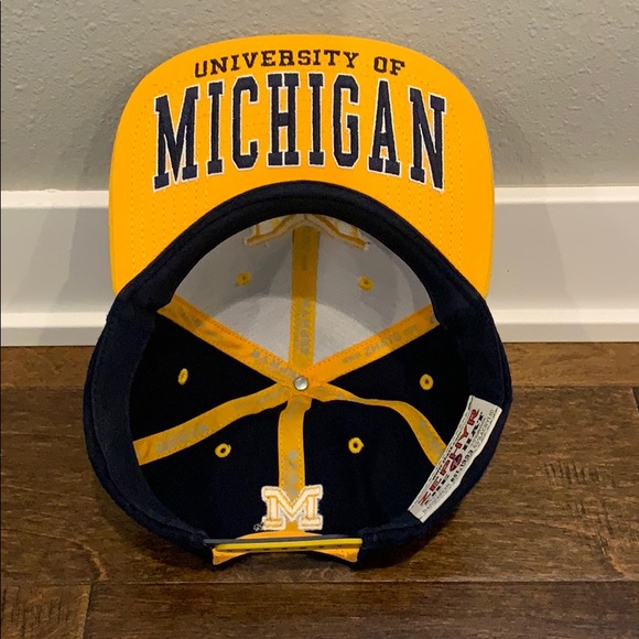 Michigan SnapBack Zephyr hat - Picture 3 of 4